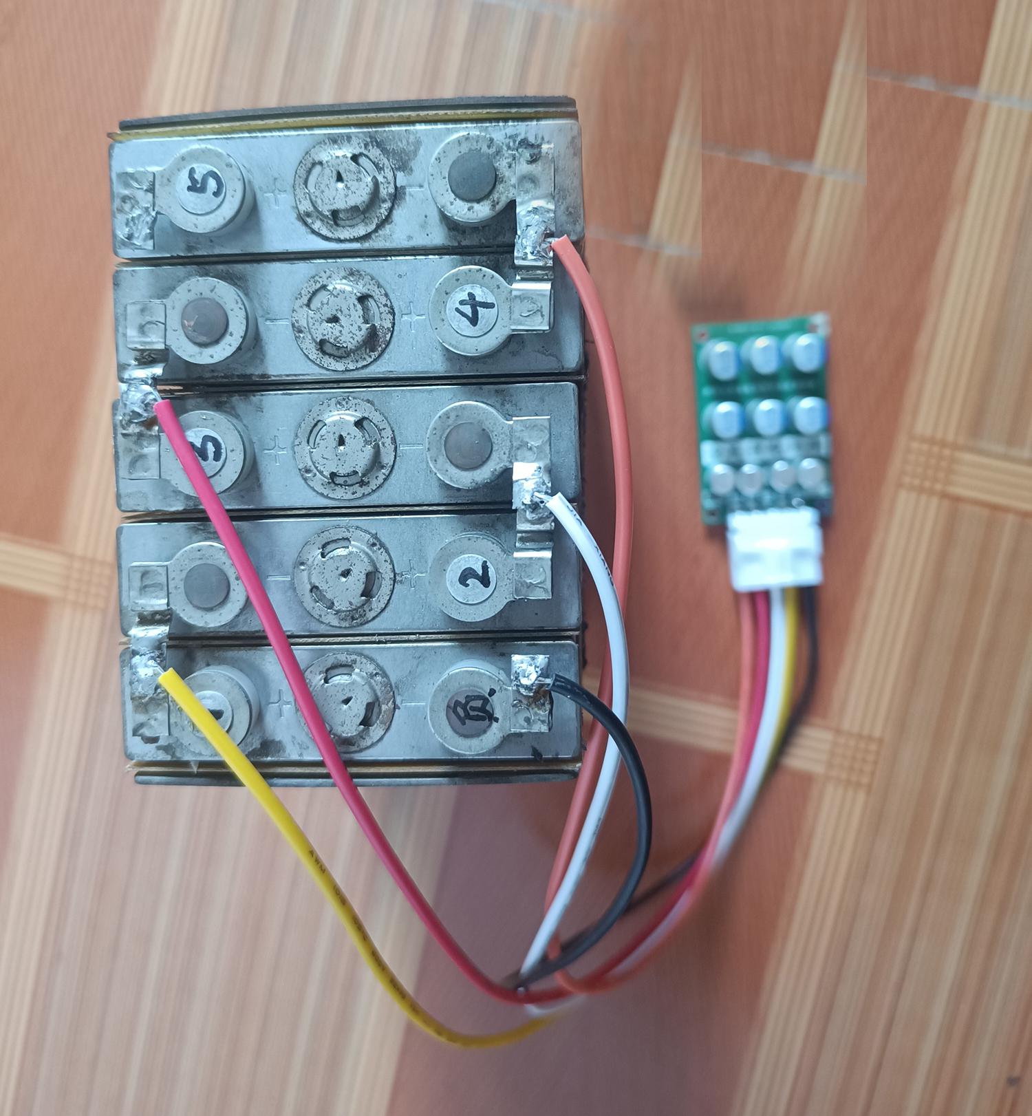 DYKB 3S 4S 0-4A 정전 용량 방식의 능동형  - Battery Balancer 4S 12V Active Equalizer 리뷰 및 가격